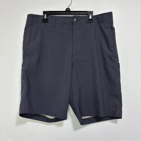Callaway Other - Callaway Men's Golf Shorts Size 34 Waist Button Zip Front Bermuda Chino